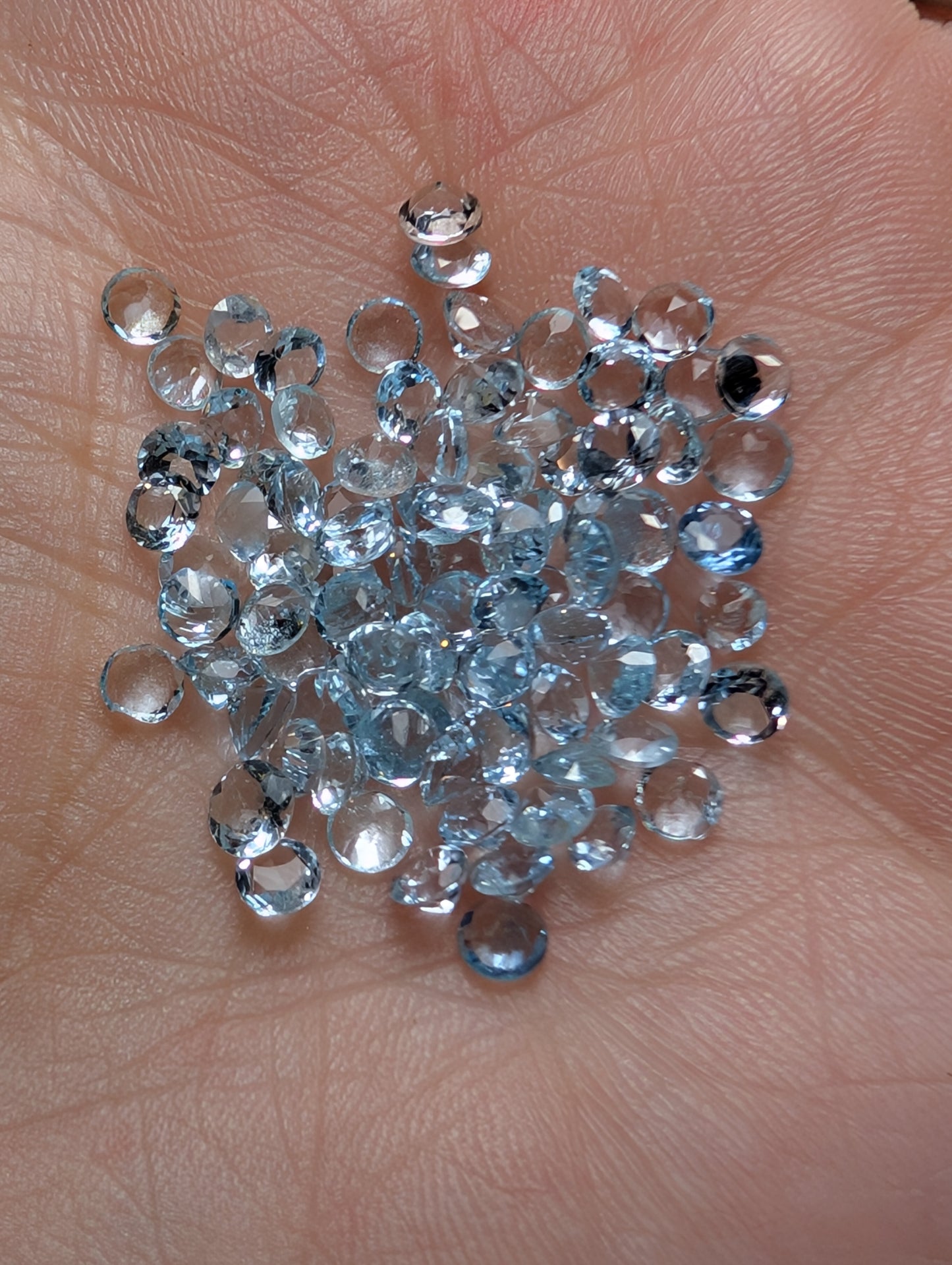 3mm faceted Swiss Blue Topaz Sky Blue. 1 piece. Accent jewelry making.