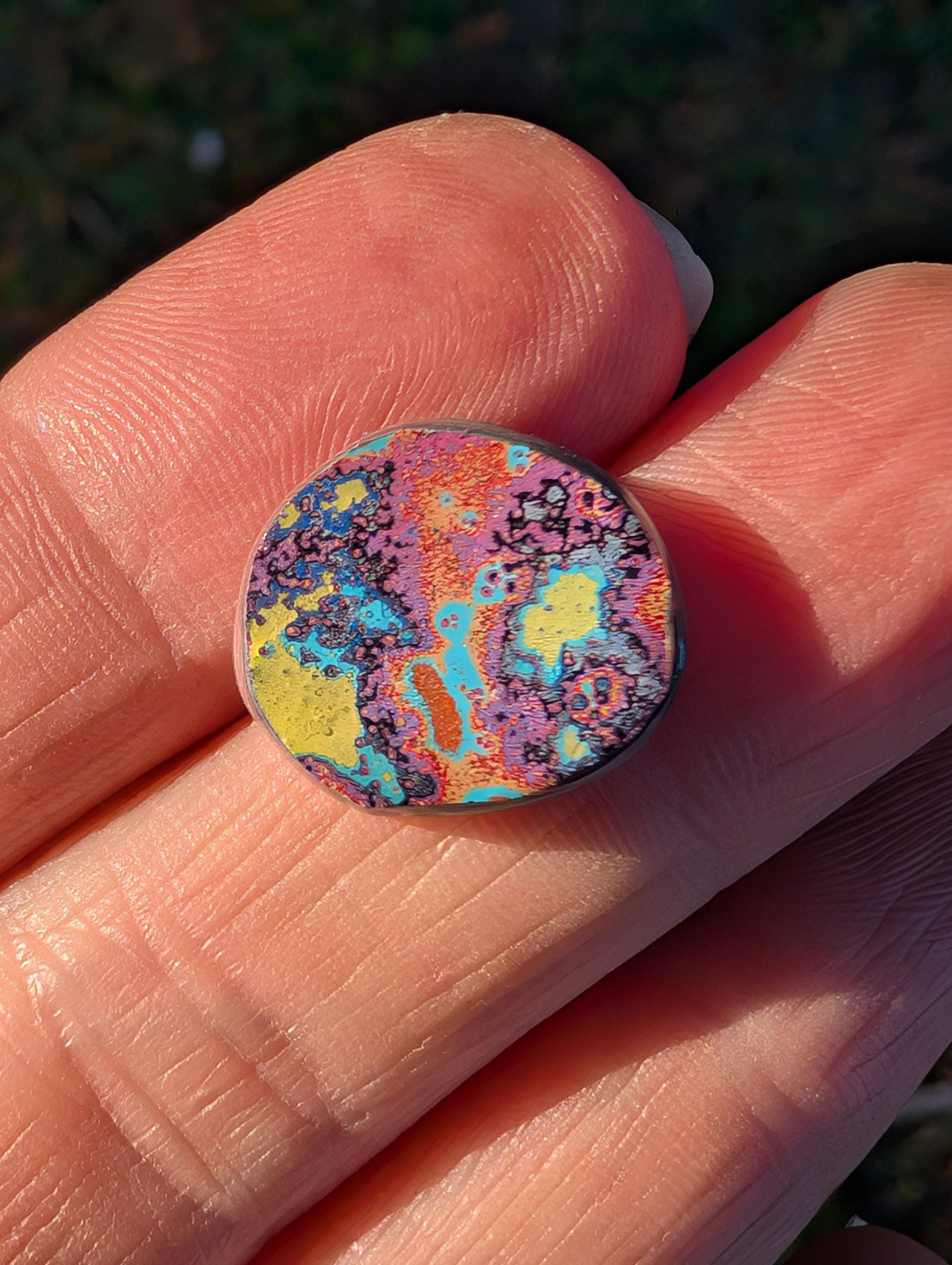 Graffiti Cabochon. multi color. Small. 1gram silver. .99 recycled .pink yellow wearable art jewelry making ##4