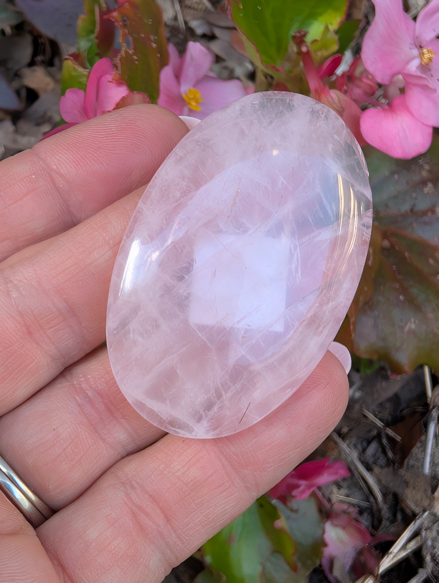 Rose quartz cabochon. Oval . Pink 50.5mm x 32mm