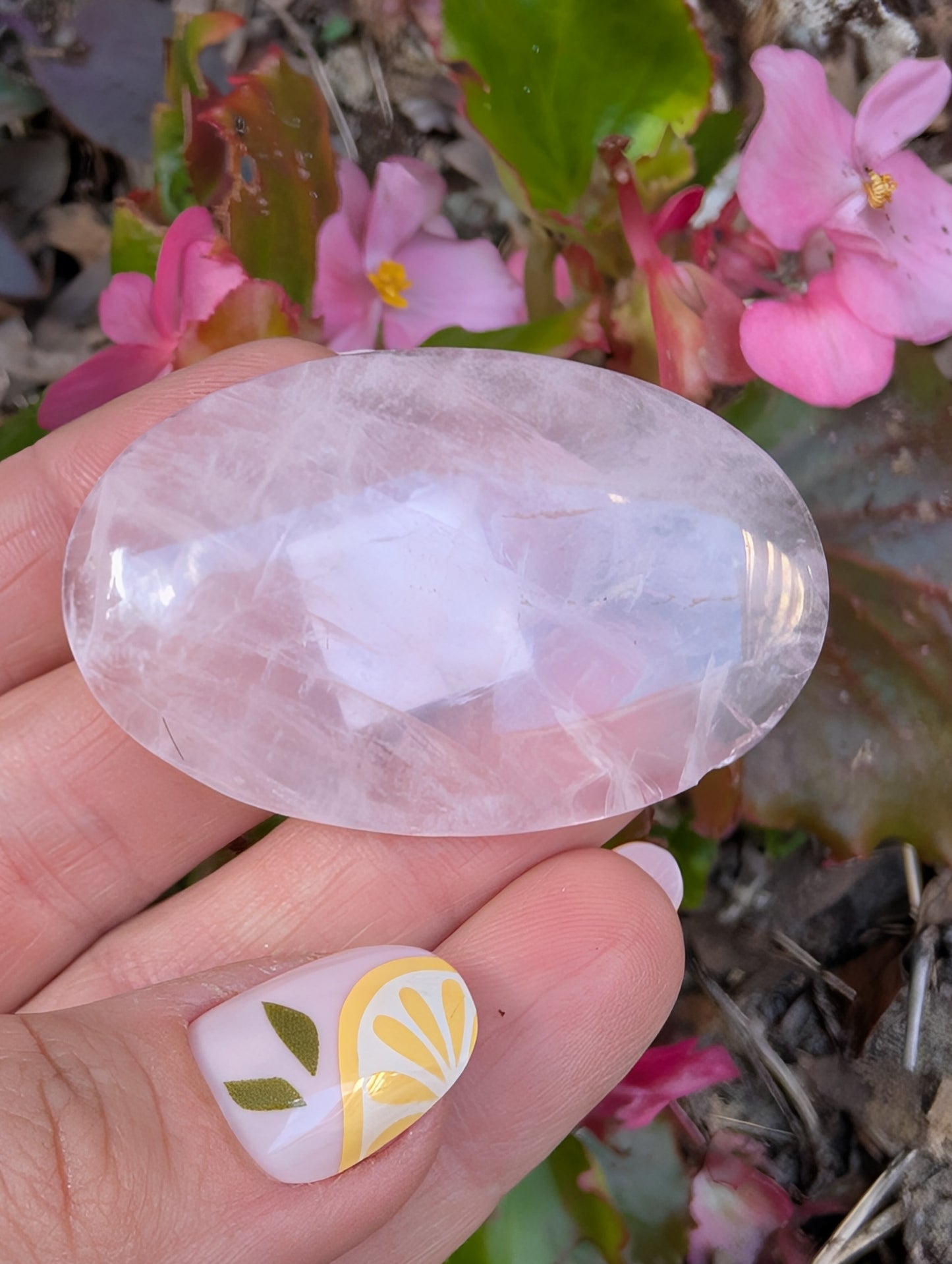 Rose quartz cabochon. Oval . Pink 50.5mm x 32mm