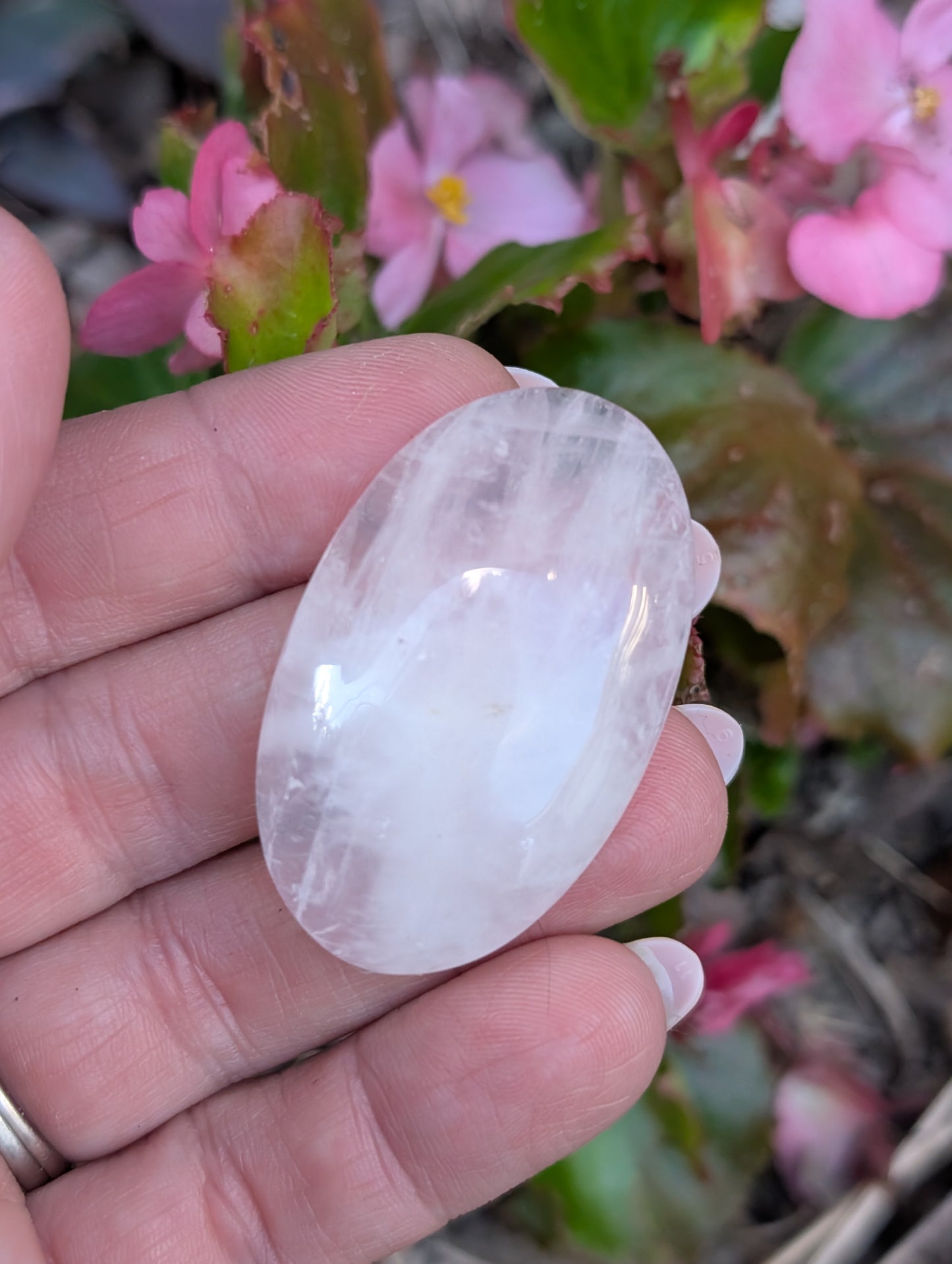 Rose quartz cabochon. Oval . Pink 43mm x 27mm